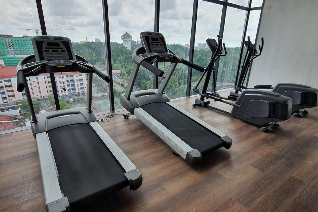 Kozi Square New Sgh Cozy Home 7A Kuching Ngoại thất bức ảnh